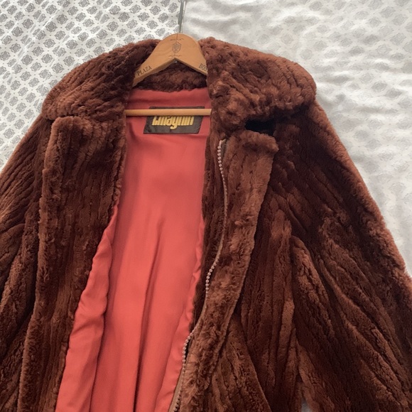 Vintage ⚡️ I.Magnin Fur Coat - Picture 9 of 10